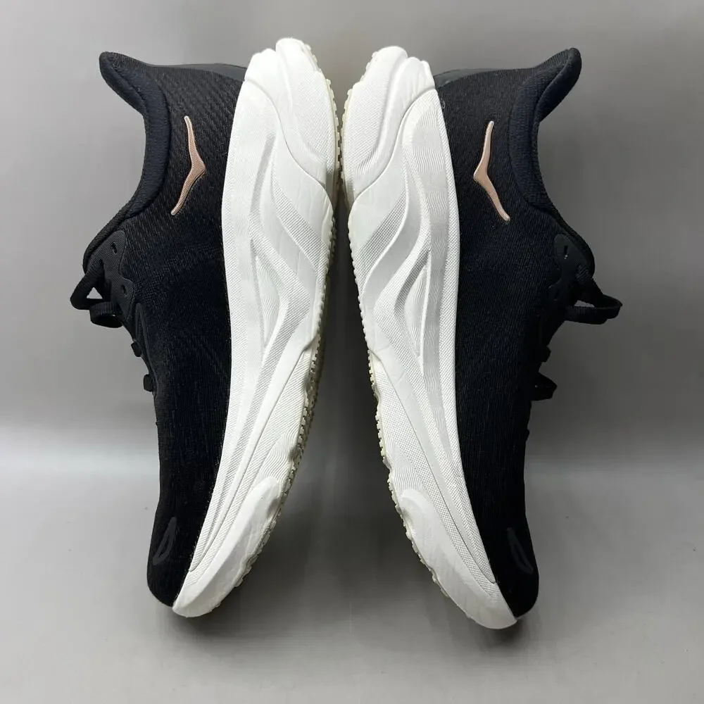 Hoka One One hoka one